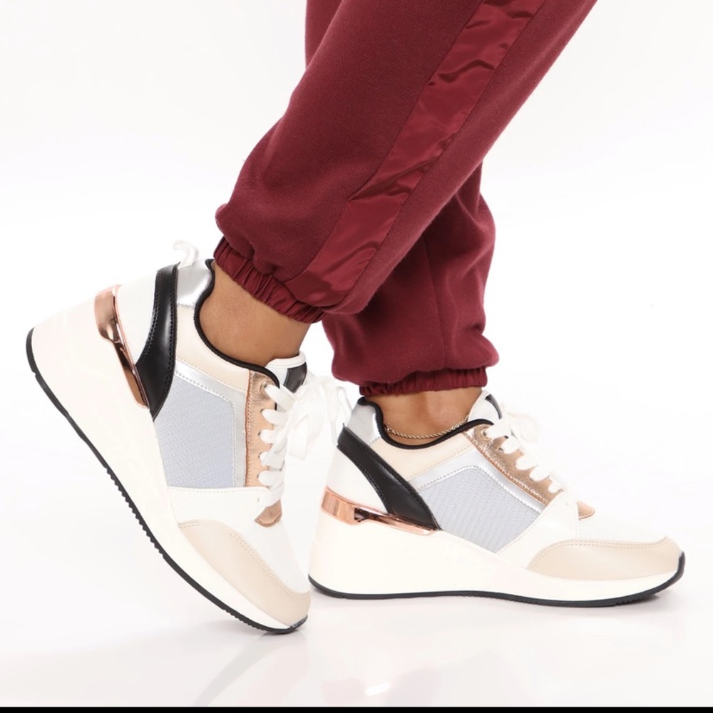 Fashion nova Kiara sneakers